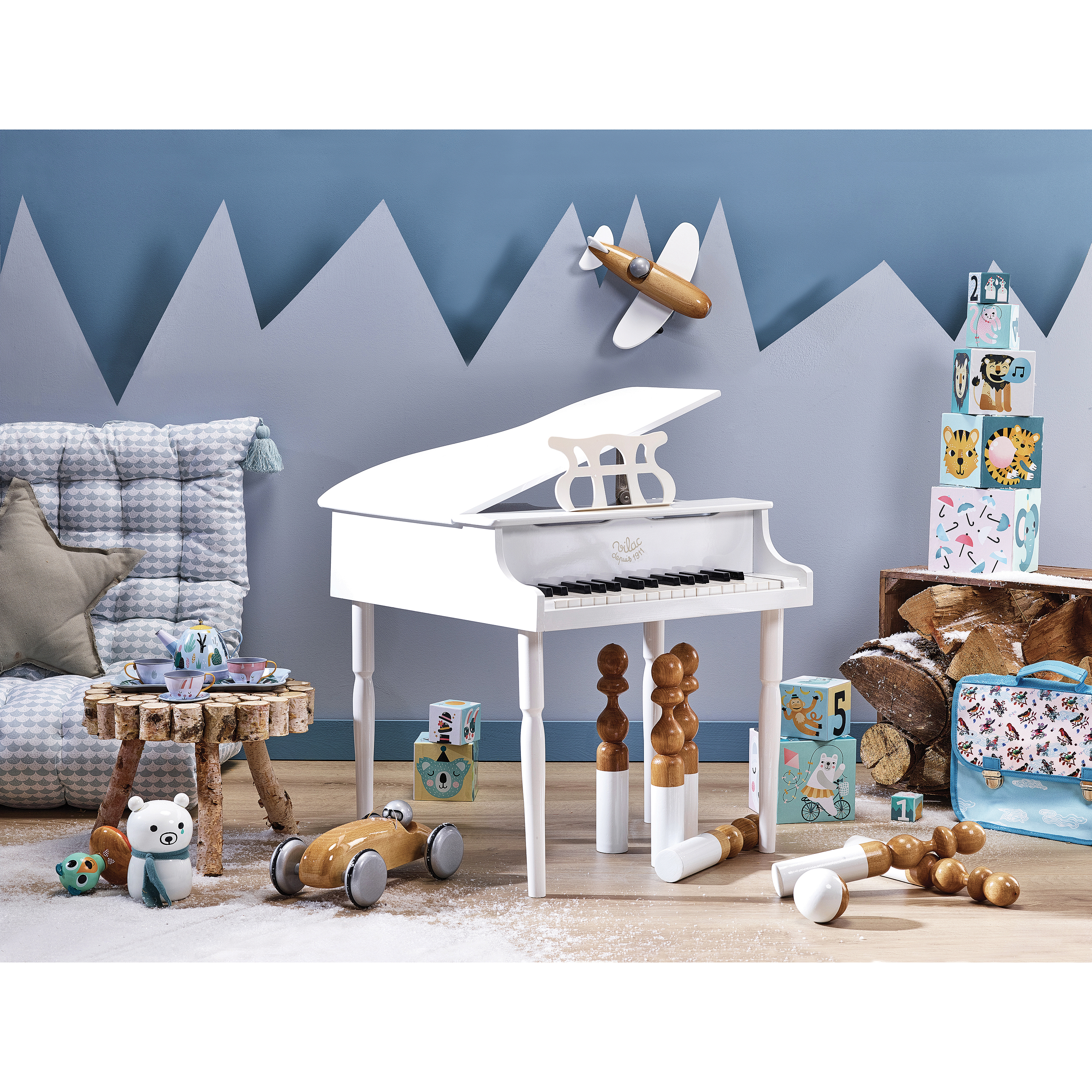 Ice musikal tea set