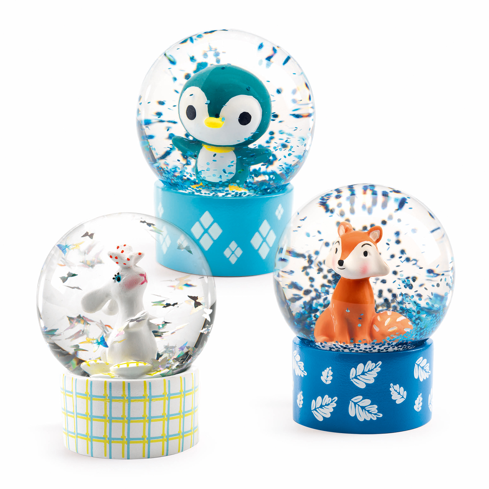9 snowglobes display - So wild