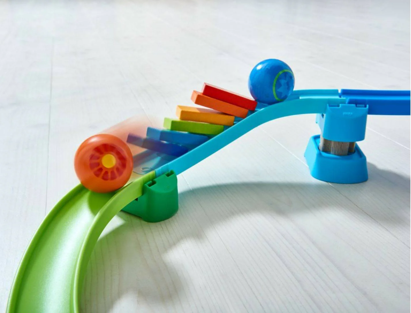 Kullerbü – Ball Track Kringel Domino