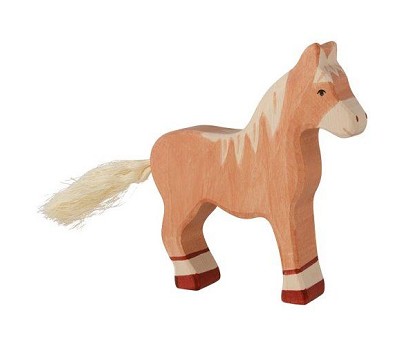 Horse. standing. light brown