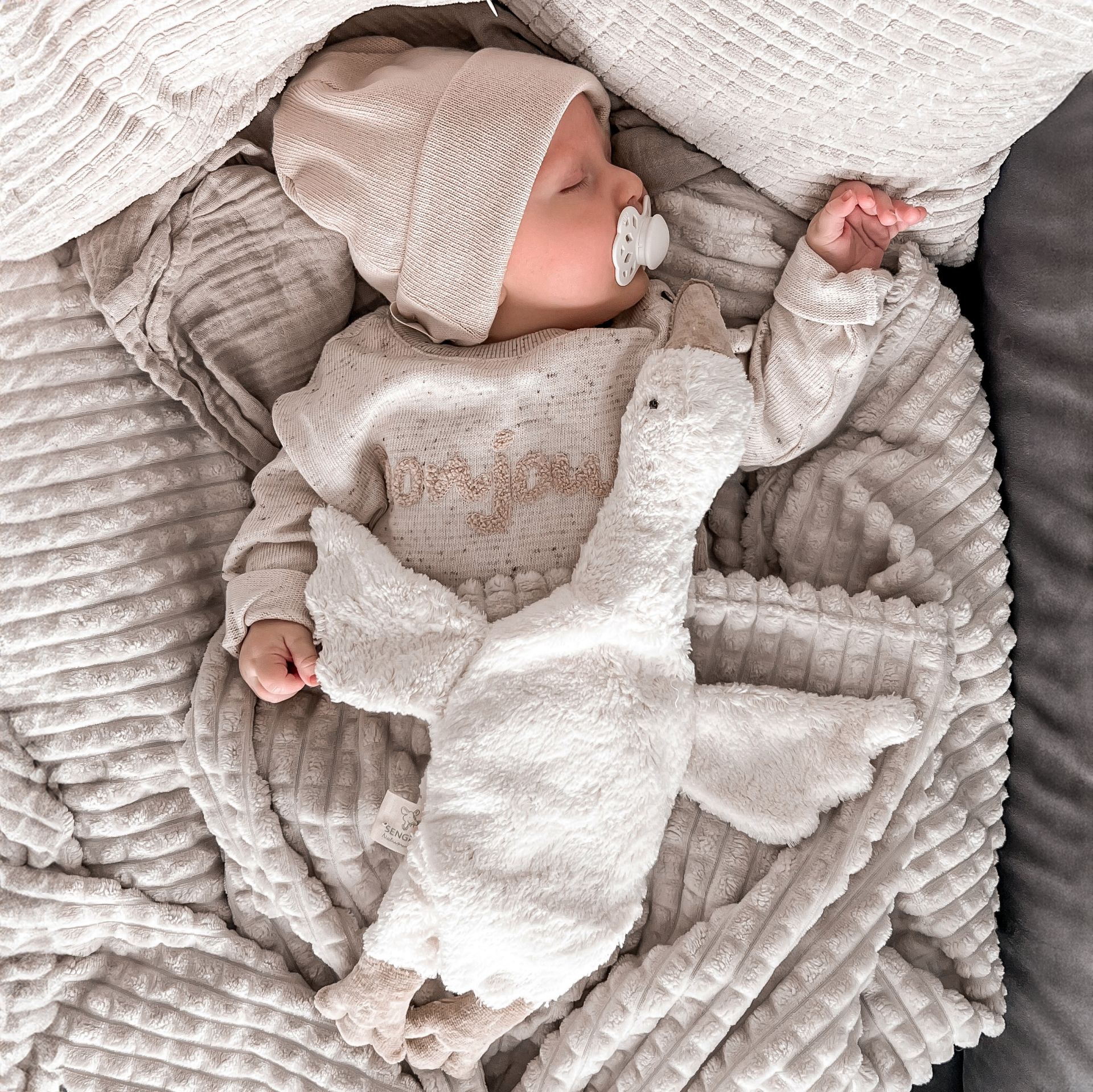 Cuddly animal Goose small | white