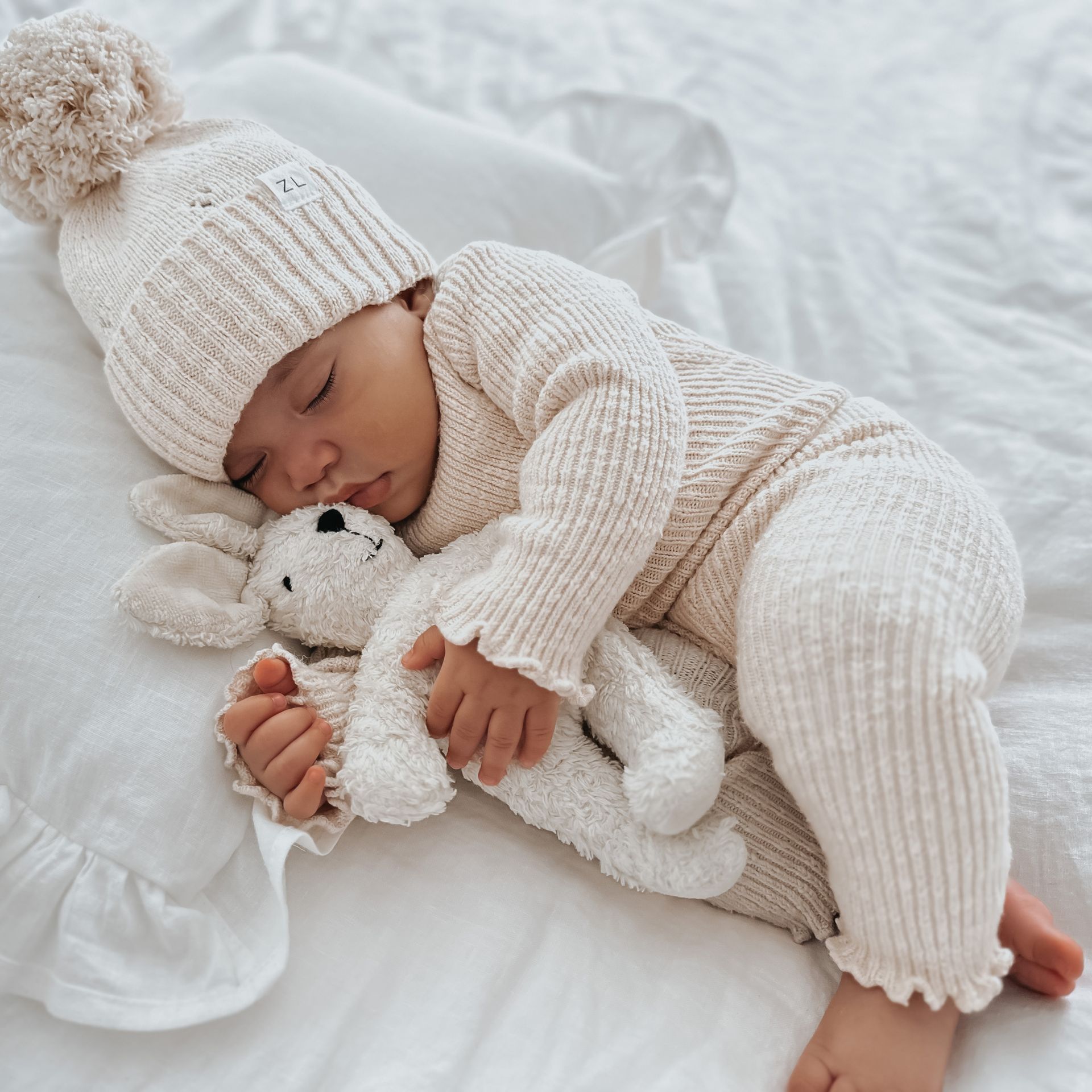 Animal Baby Rabbit | white