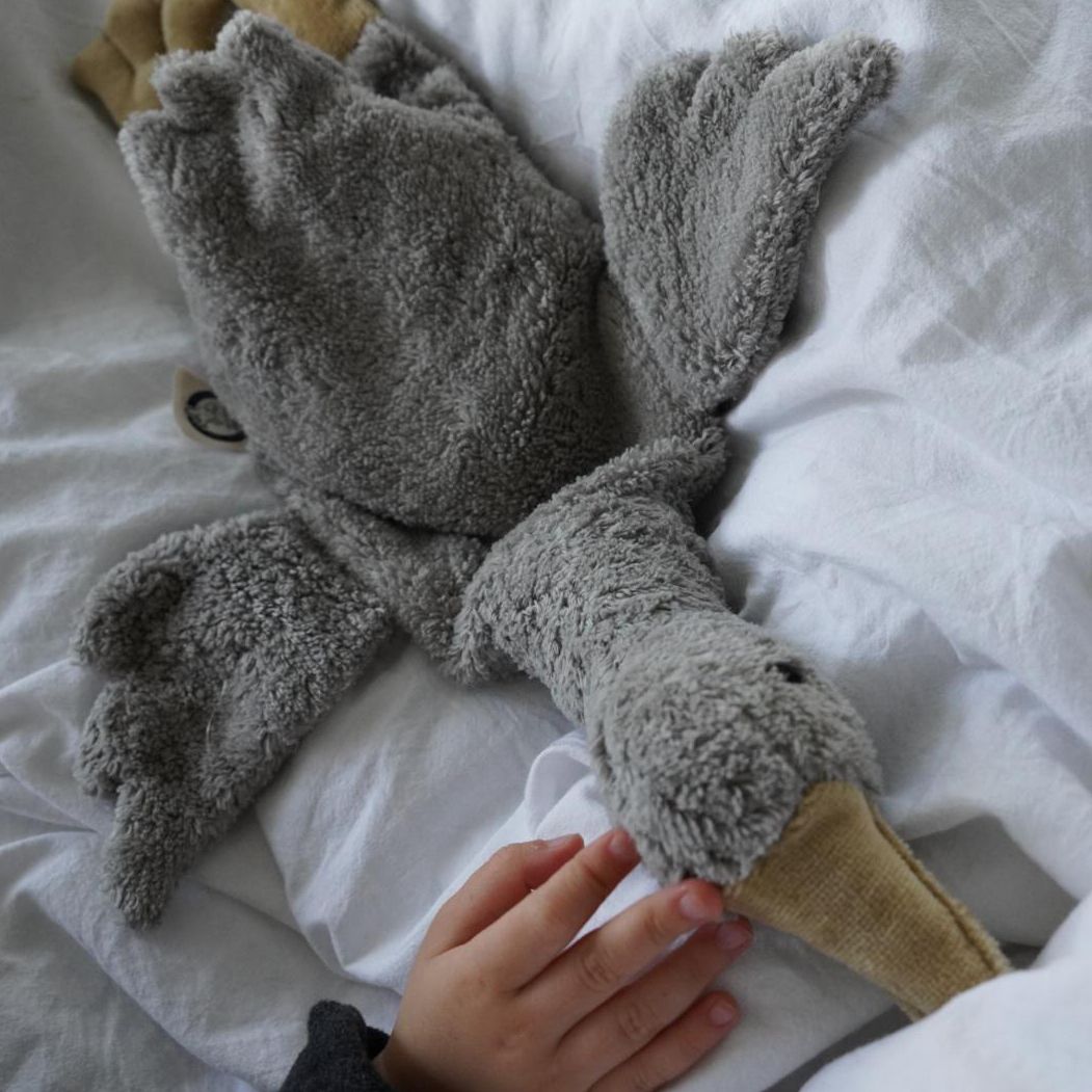 Cuddly animal Goose small | grey