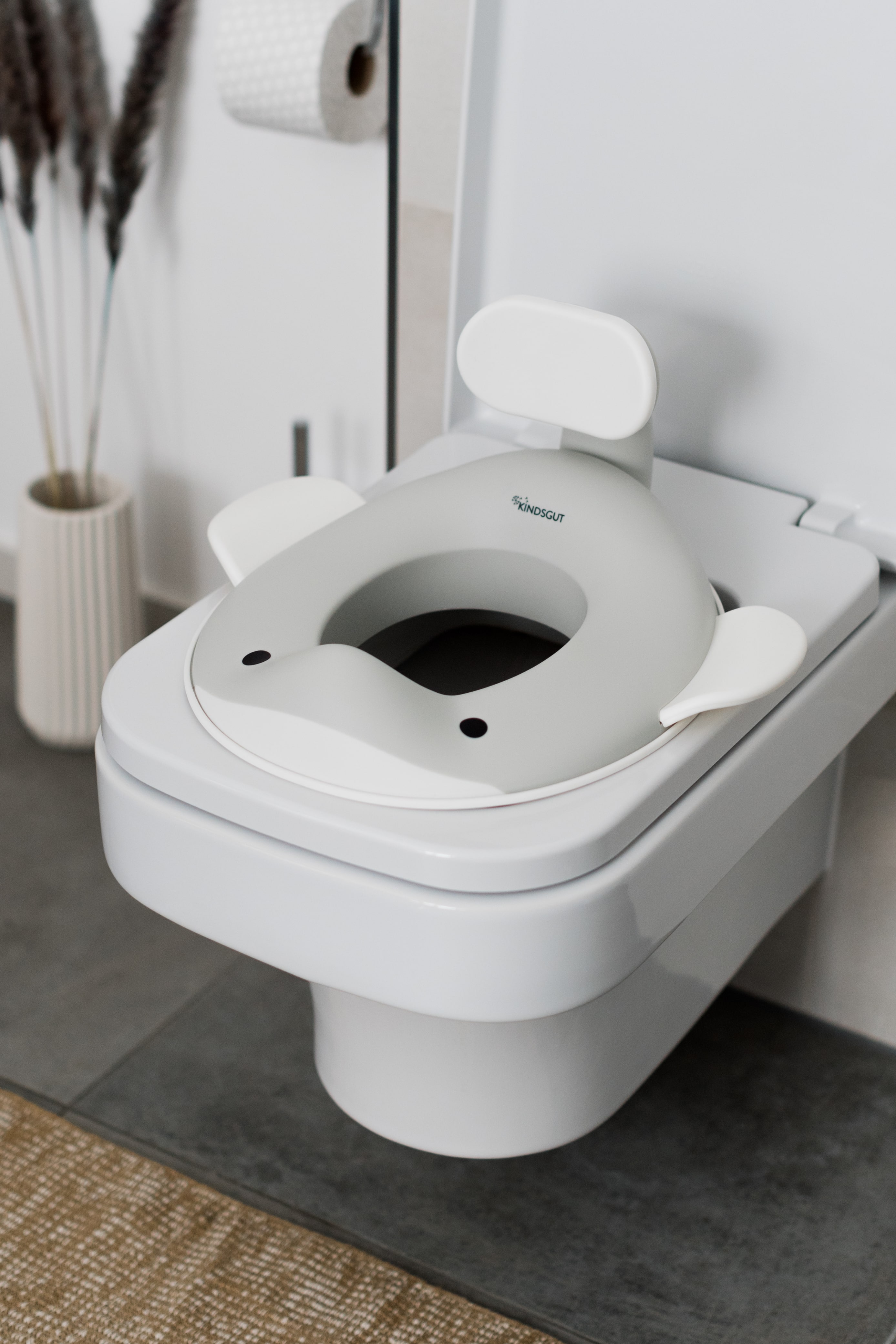 Kindsgut toilet seat whale, light grey