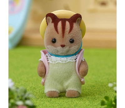 Walnut Squirrel Baby