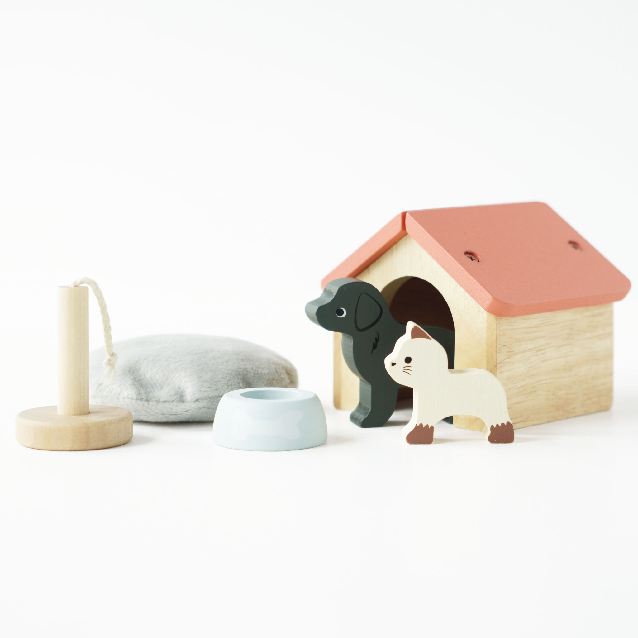 Dolls House Pet Set - 6 Piece (6) FSC 100%