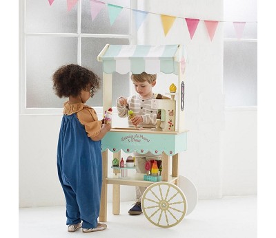 Ice Cream Machine & Play Food Cones (4)