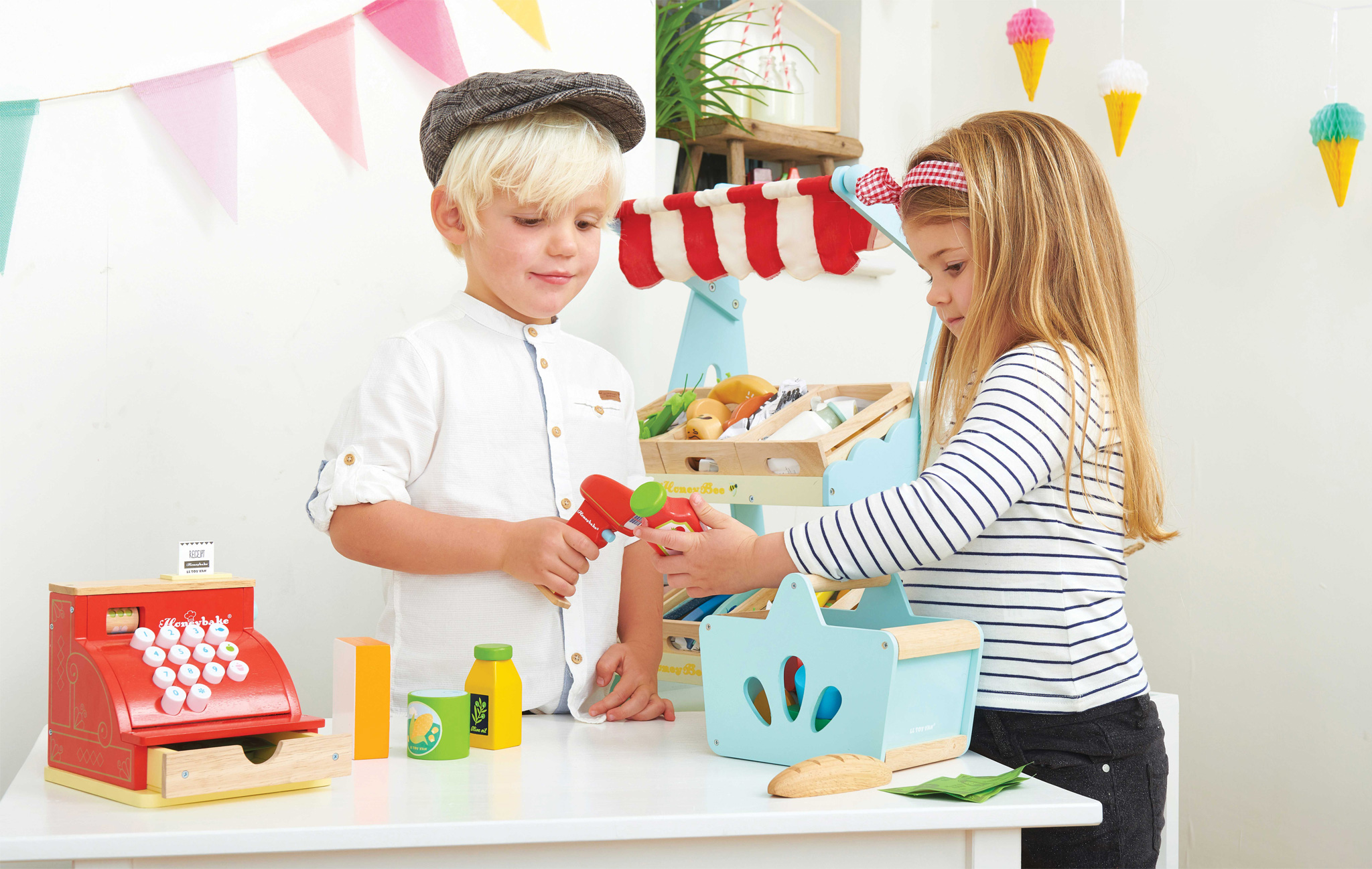 Groceries Set & Scanner - 15 Piece (4)