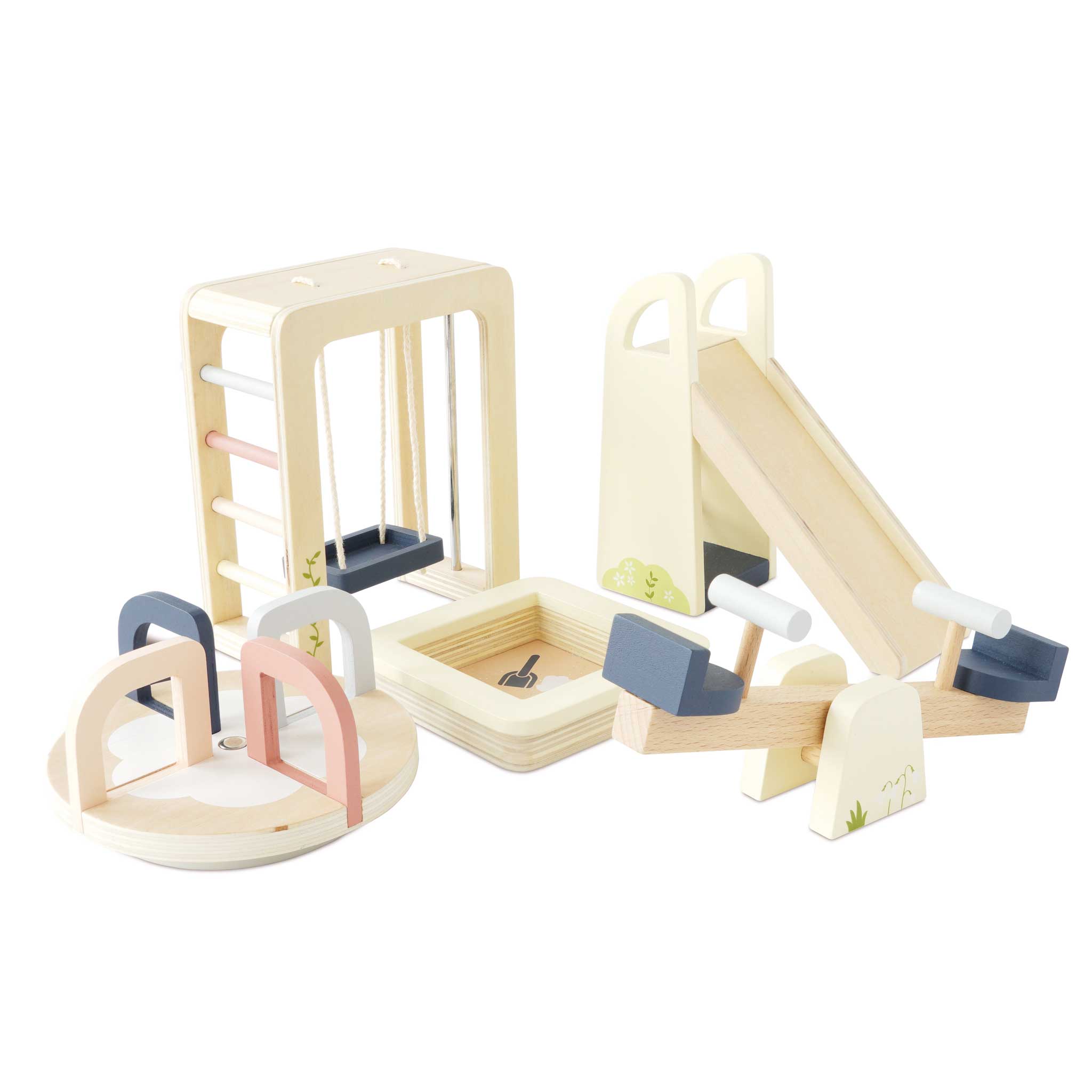 Wooden Dolls house Outdoor Play Furn - 5 Piece (4) FSC 100%