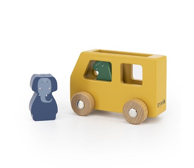 Wooden animal car set