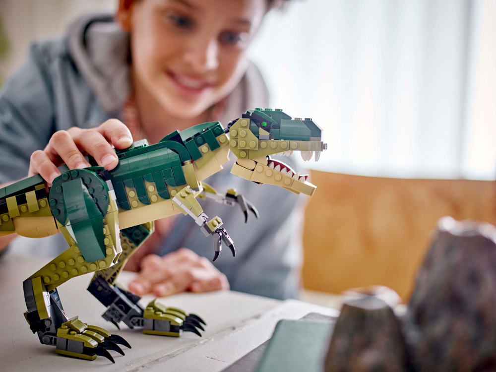 6470628 - T. rex
