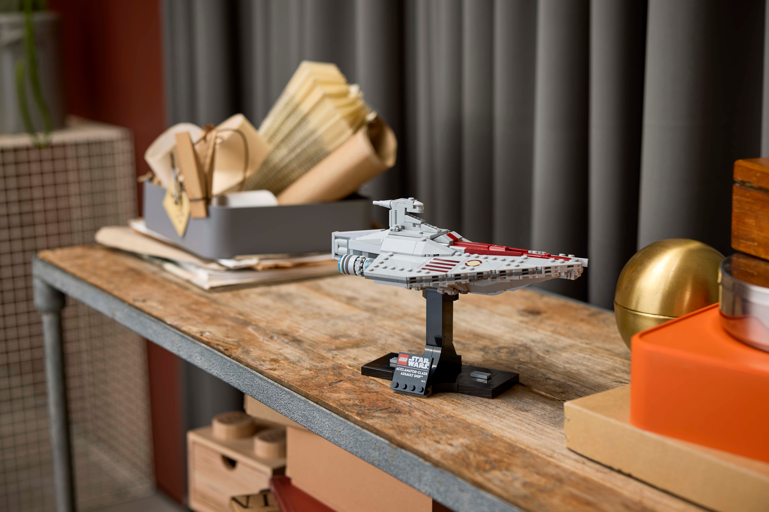 6527522 - Assault Ship™ i Acclamator-klassen