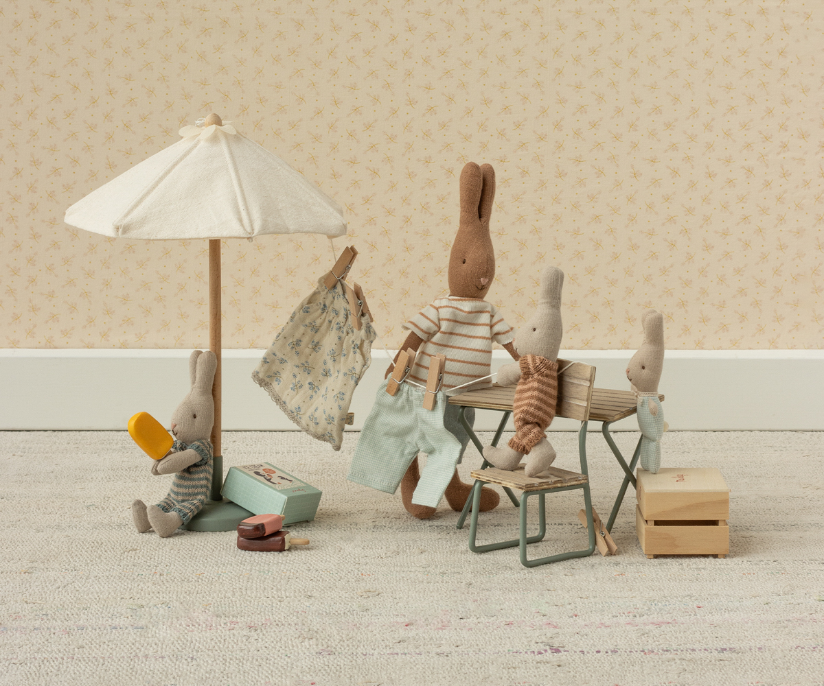 Miniature parasol