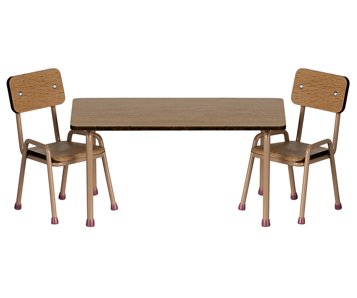 Table and chair set