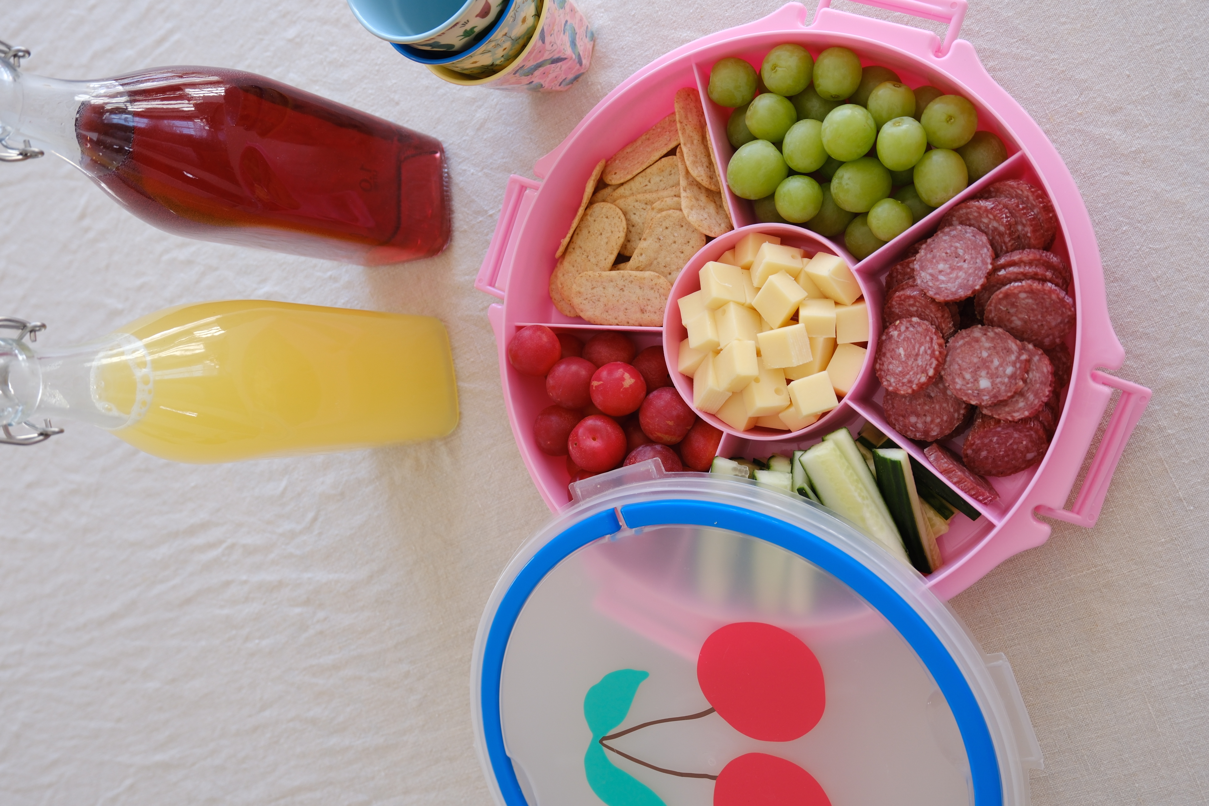 Serving Tray with Handle in Pink