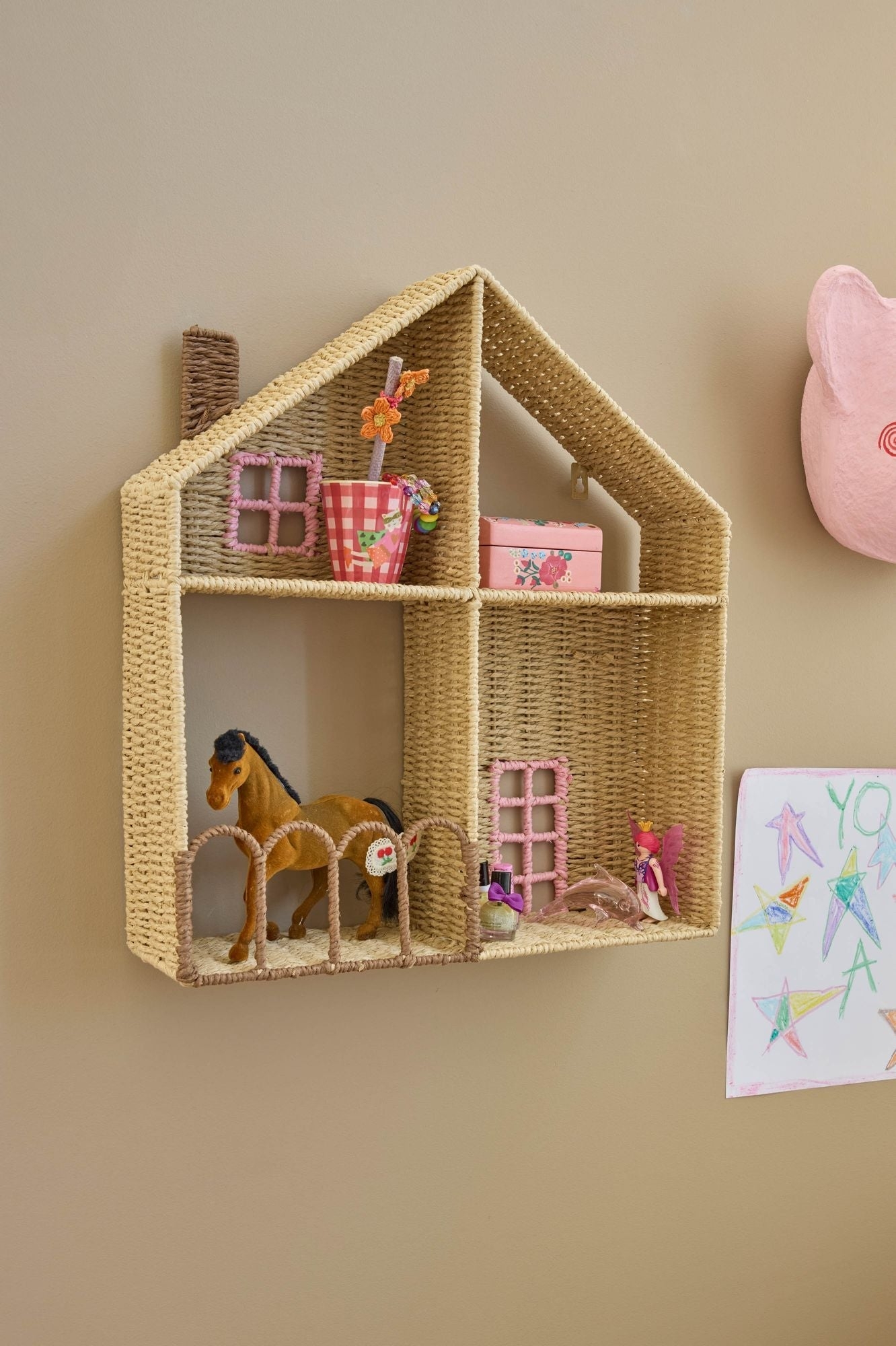 Paper Rope Shelf in House Shape with Pink Details