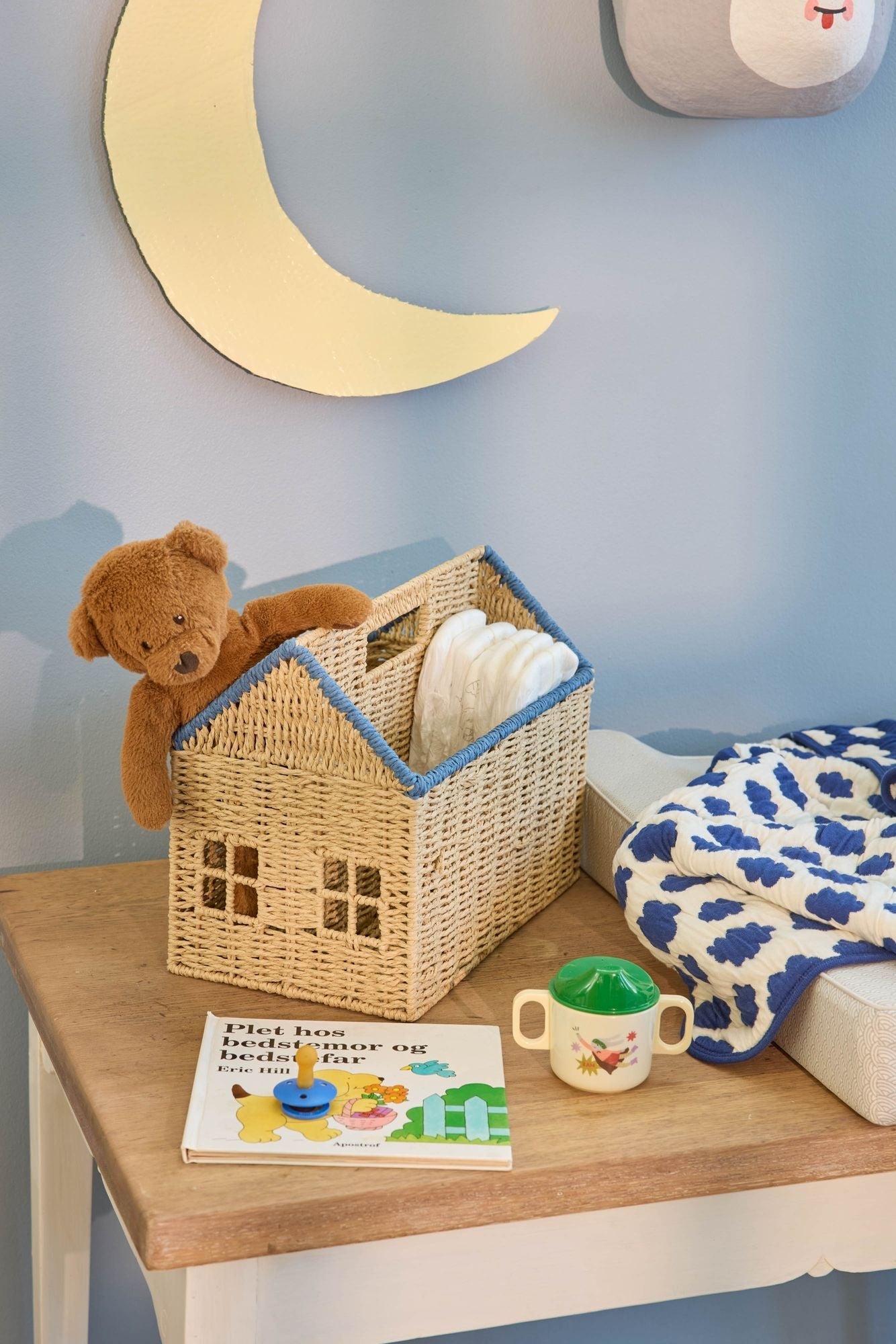 Paper Rope Magazine Holder in House Shape with Blue