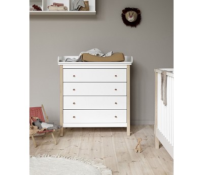 Nursery dresser 4 drawers w. nursery top 051315. white/oak