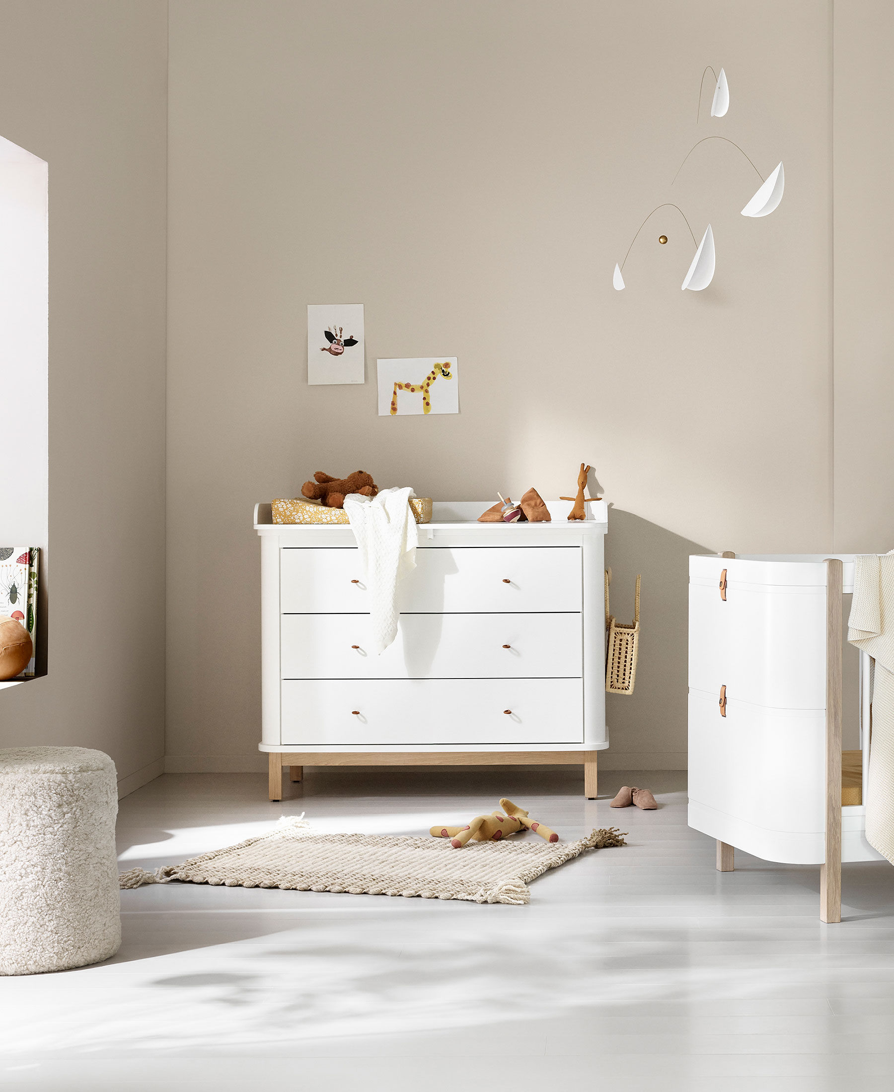 Nursery dresser 3 drawers, white/oak