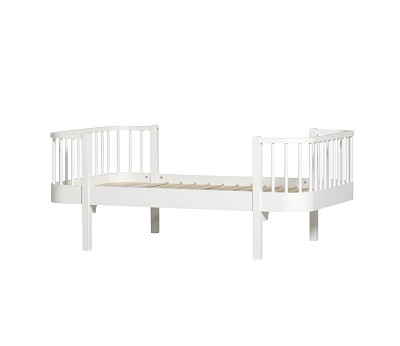 Original junior bed. 90x160 cm. white