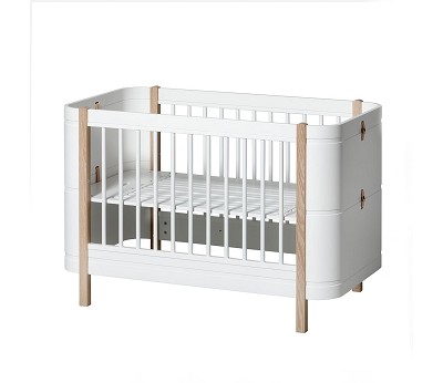 Mini+ cot bed incl. junior kit. 68x122/162 cm. white/oak