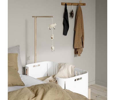 Co-sleeper incl. bench conversion. 42x82 cm. white/oak