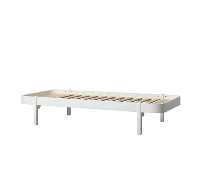 Lounger bed. 90x200 cm. white