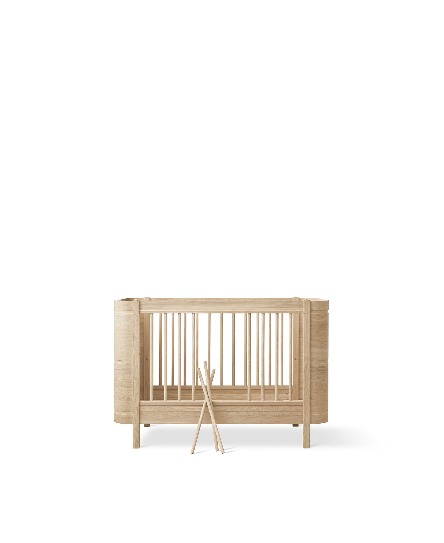Mini+ cot bed excl. junior kit. 68x122 cm. oak - new