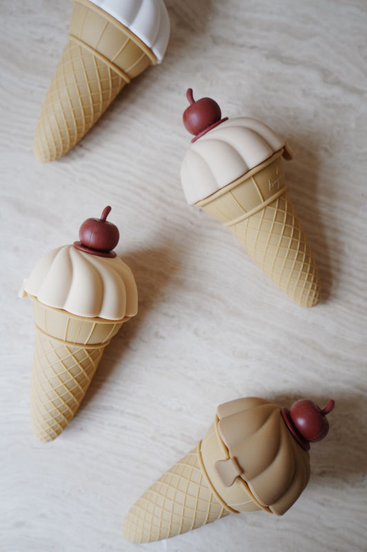 4 PACK SILICONE ICE CREAM MOULDS MULTI - HS24