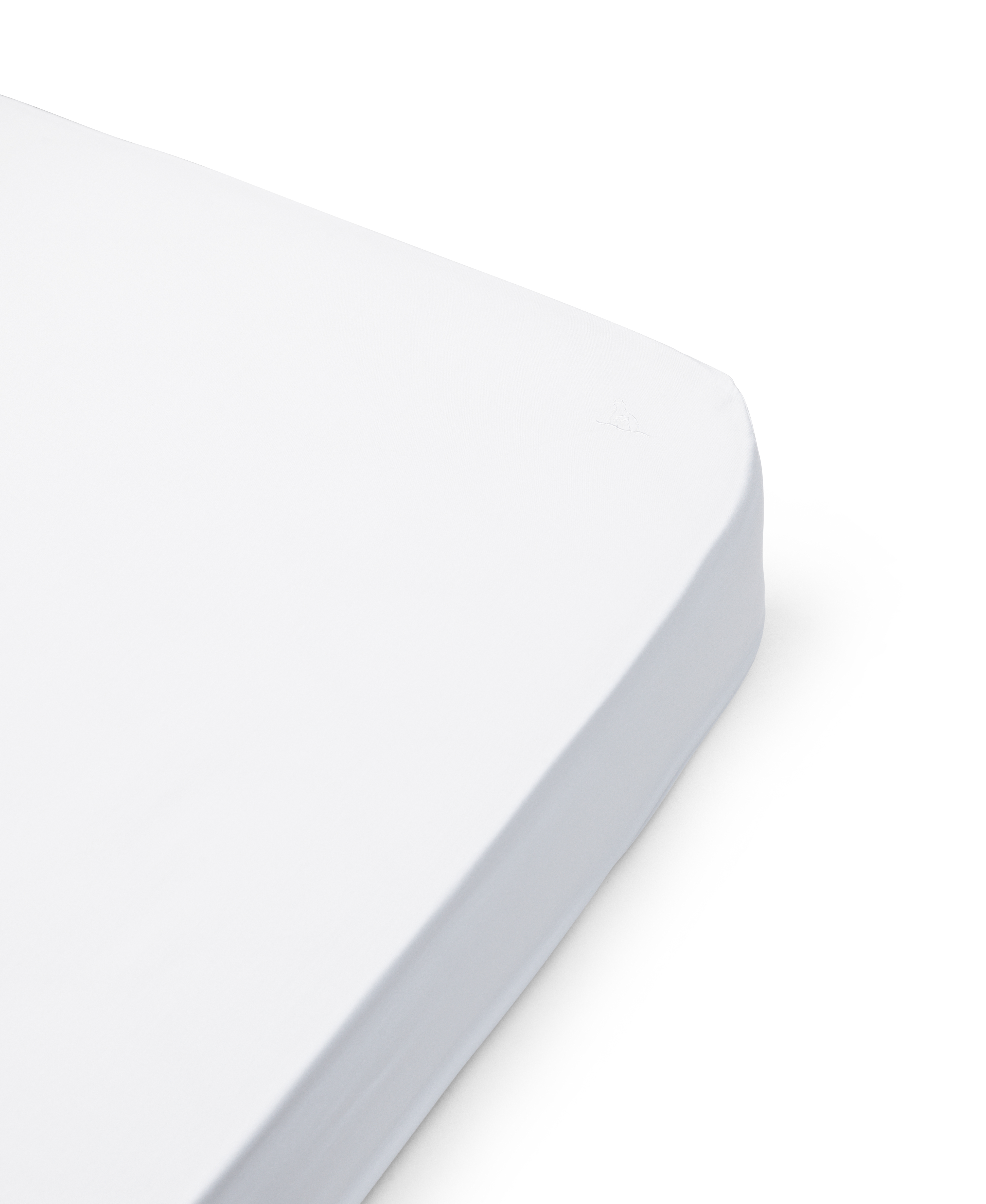 Dear April Wood   Fitted sheet. 68x122x12 cm. Simply White