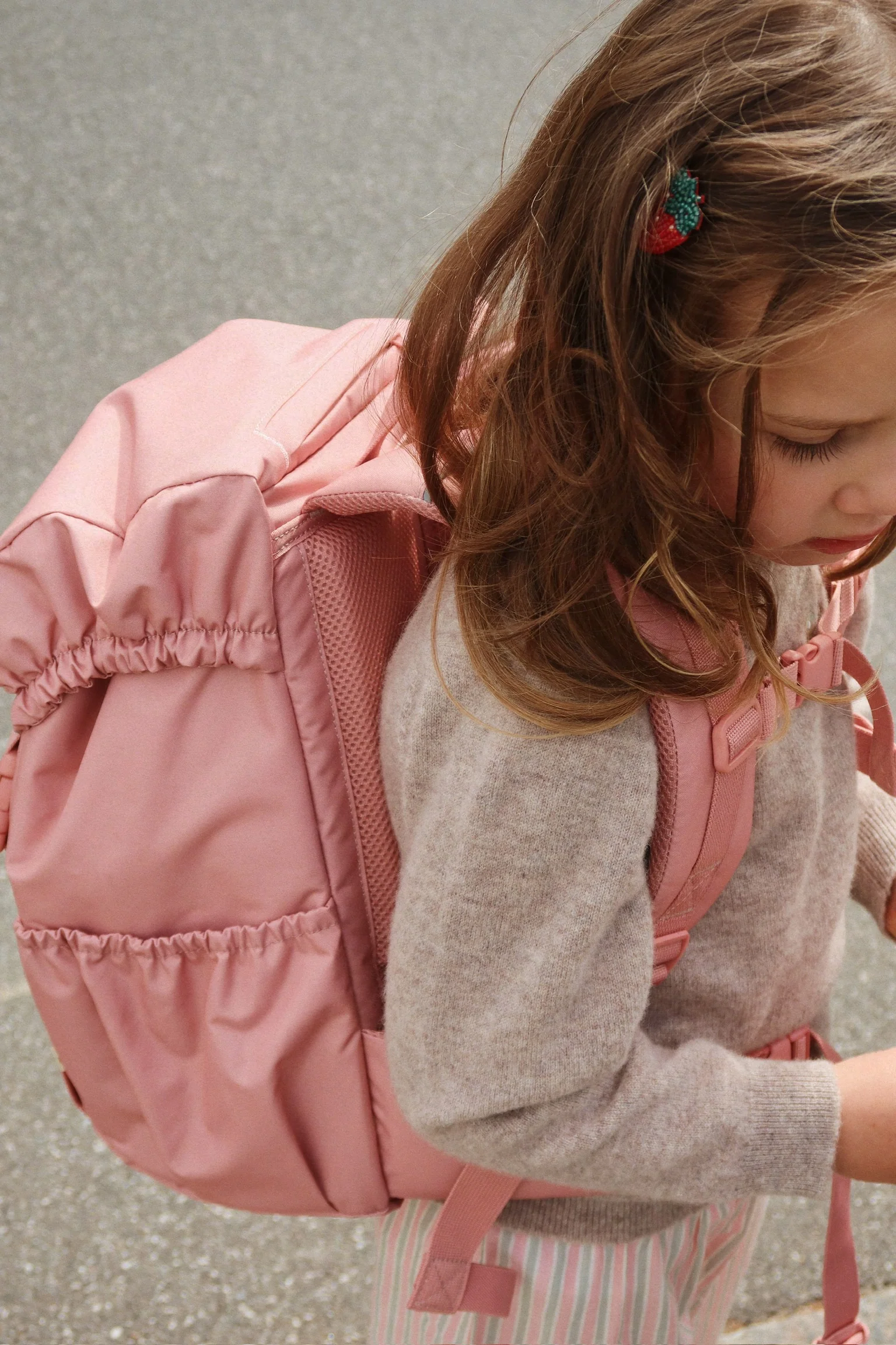 CLOVER SCHOOLBAG ROSETTE - SS26