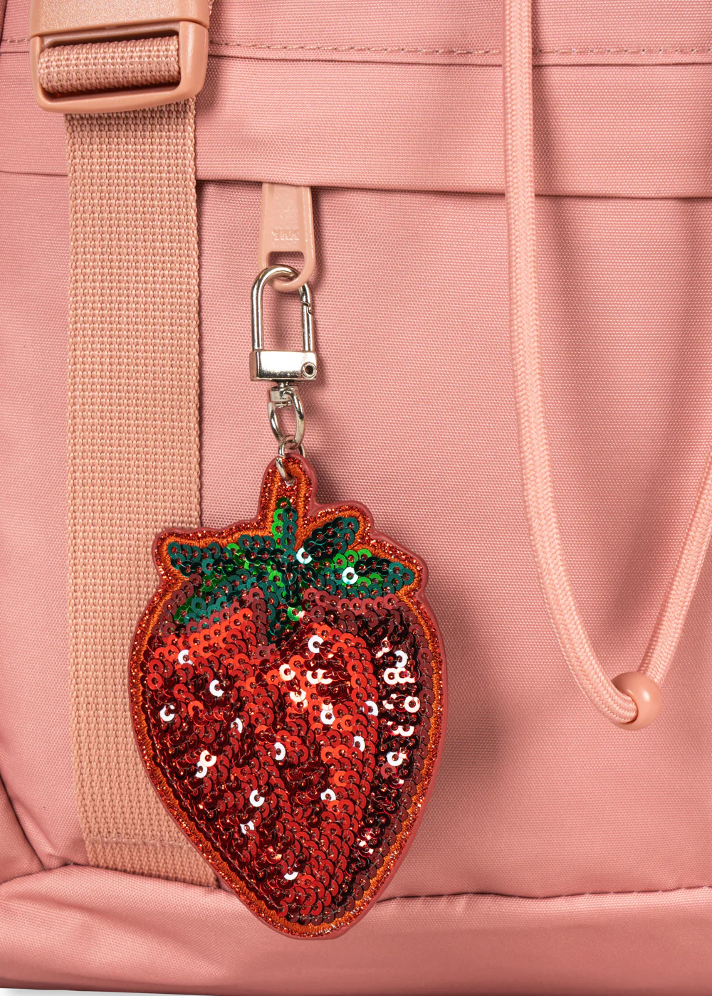 CLOVER SCHOOLBAG ROSETTE - SS26