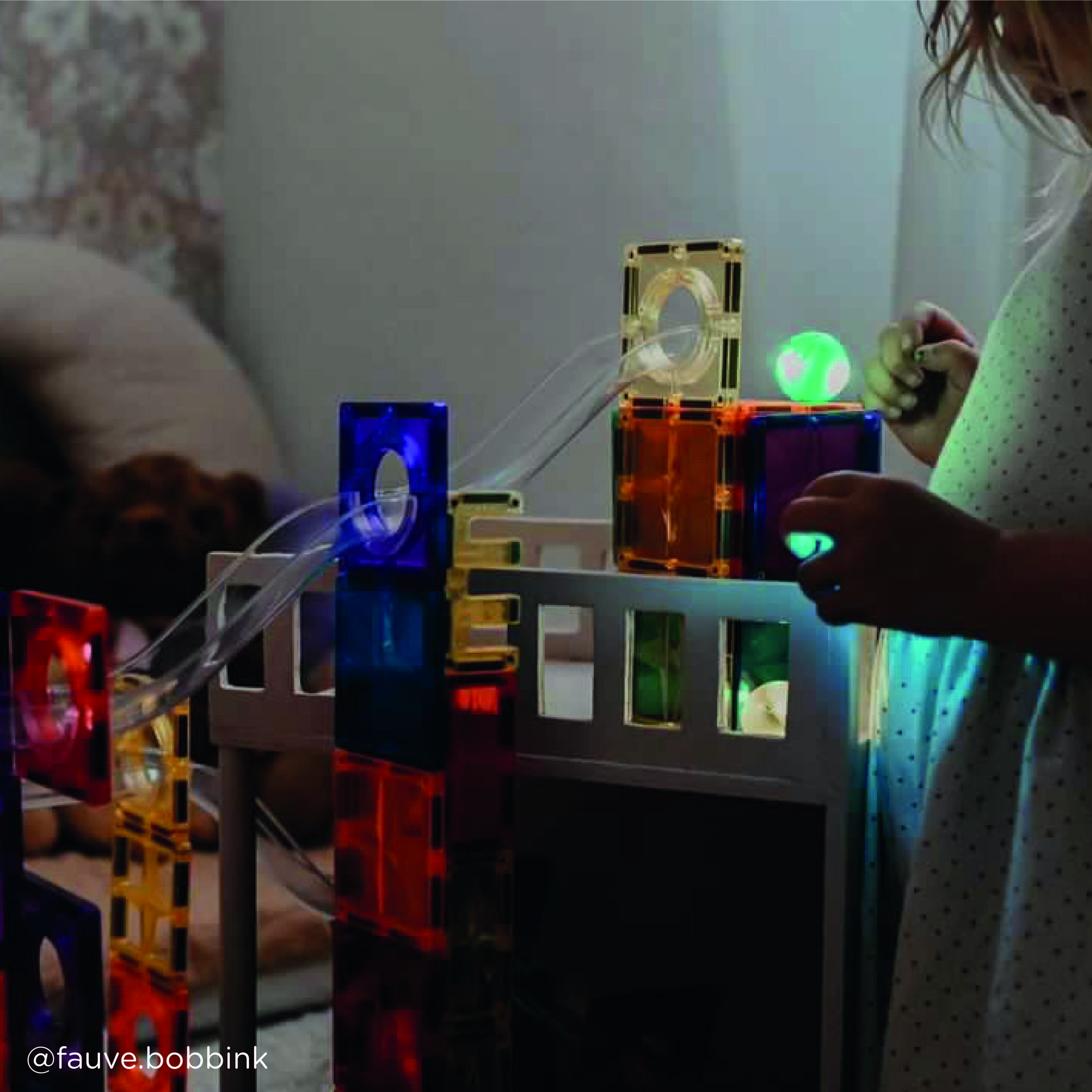 Balls Pack Dazzling Lights 4 pieces
