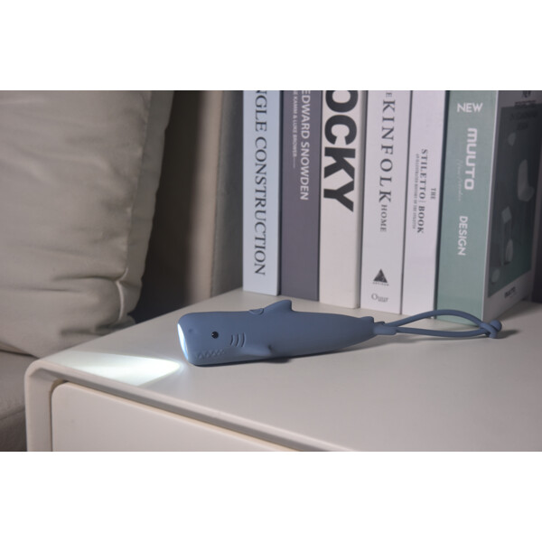 Carlo Baby LED-Ficklampa Shark Silicone