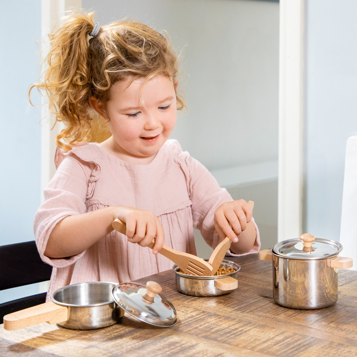 Metal pan set