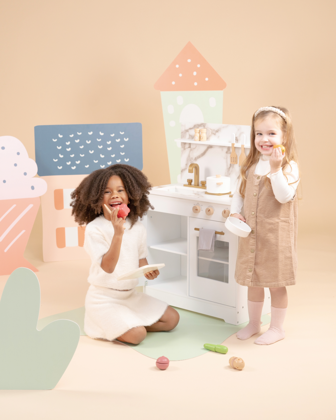 Kitchenette - white with marble print