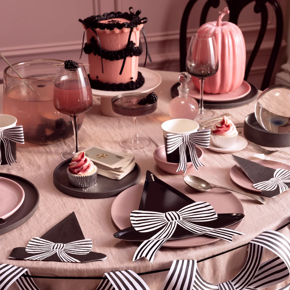 Witch Hat Napkins (x 16) AW26