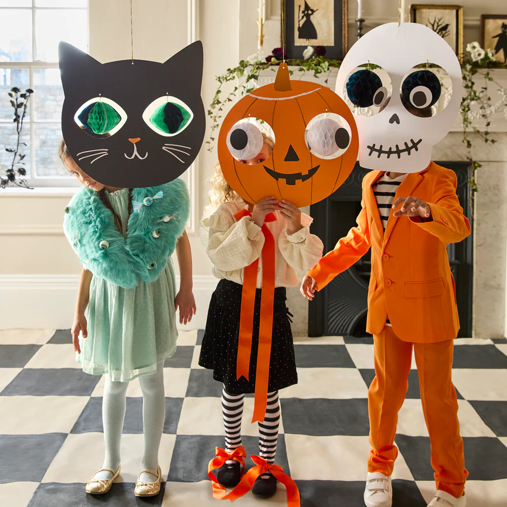 Halloween Heads Hanging Decorations (x 3) AW26